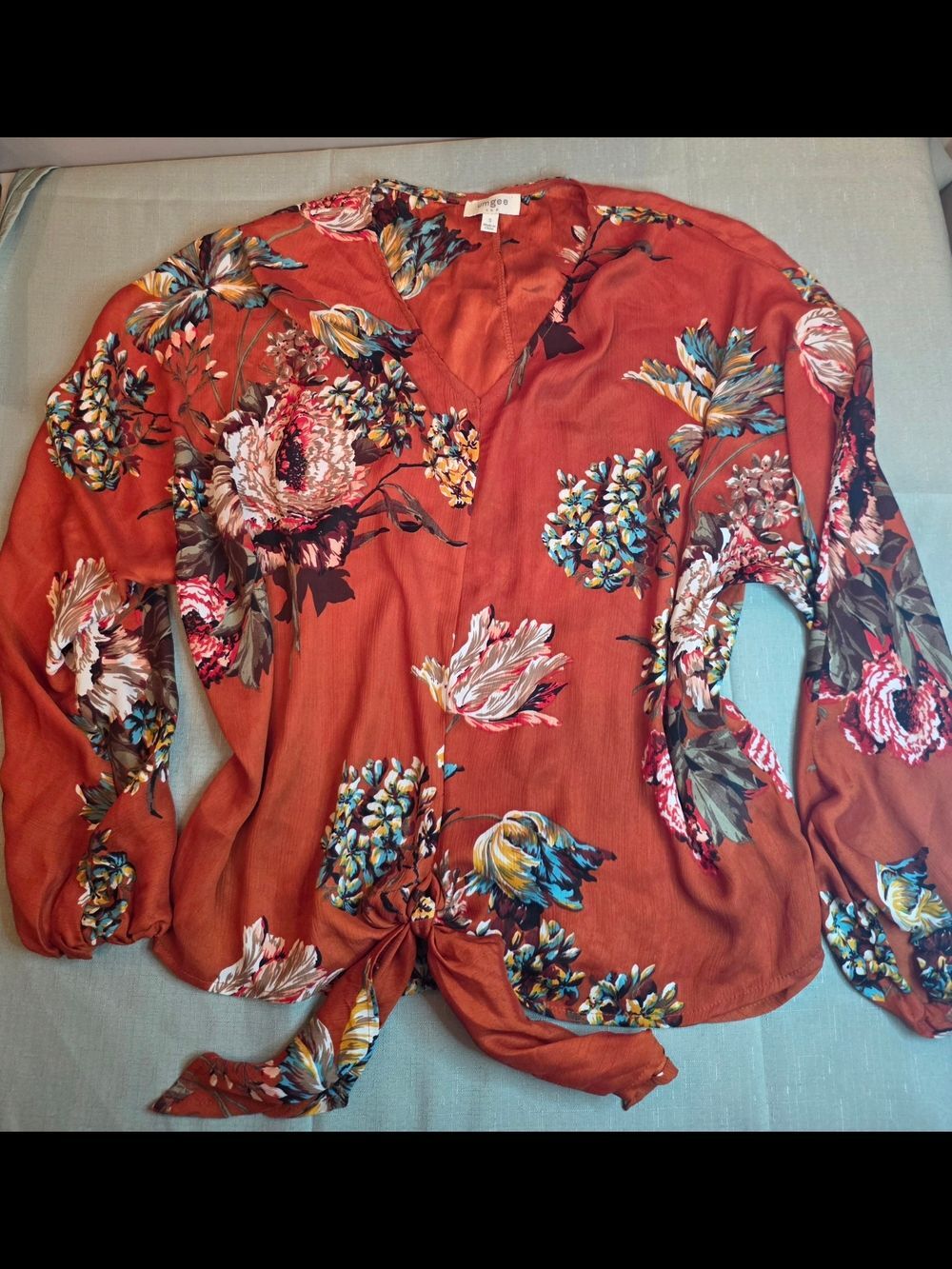 Umgee Burt-Orange Floral V-Neck Tie-Hem Blouse S